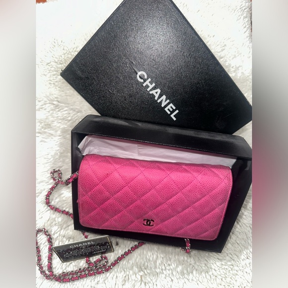 Chanel pink wallet on chain authentic. - Picture 2 of 8